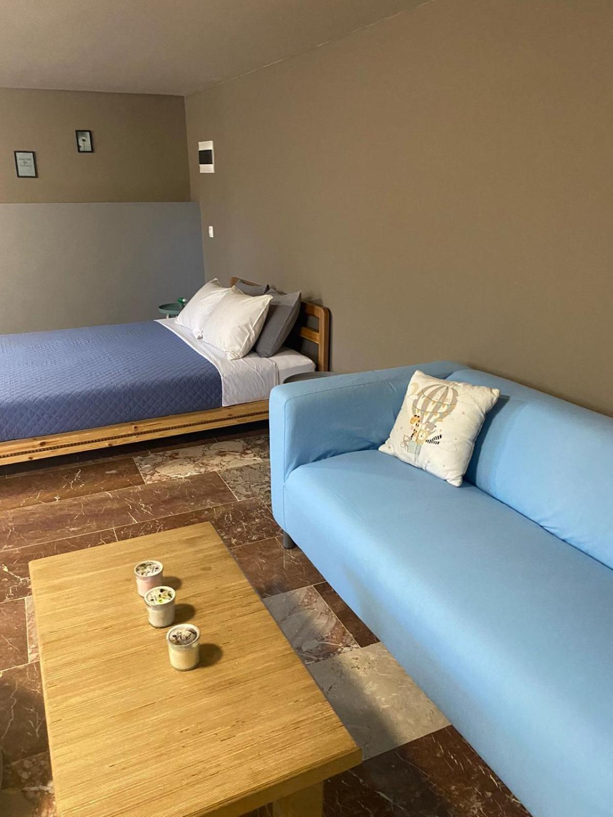 Zoes Place Apartment อาร์เตมีดา ภายนอก รูปภาพ